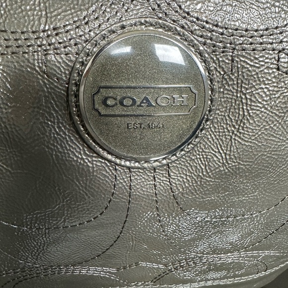 Coach Olive Leather Tote Bag - Picture 6 of 14